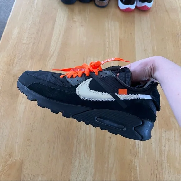 Nike Air Max 90 Men’s Black, White & Orange Low-Top Athletic Sneakers - Picture 11 of 13